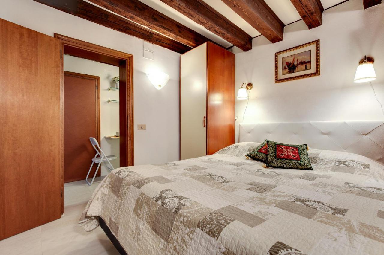 Leo Apartment Loc-03081 Venecia Exterior foto